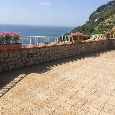 Oda ve Kahvaltı La Lanterna
